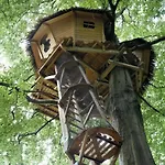 Domaine De Fontaine Chatel Holiday home Saint-Germain-des-Essourts