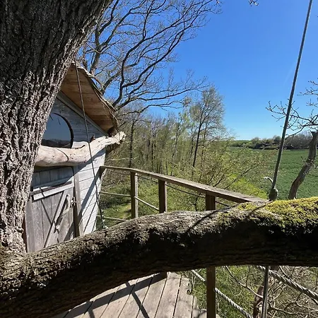 Domaine De Fontaine Châtel Hébergement de vacances *